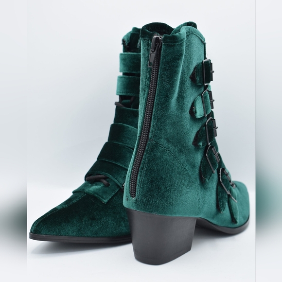NIB Strange Cvlt Emerald Green Coven Velvet Ankle Boots - Picture 3 of 5